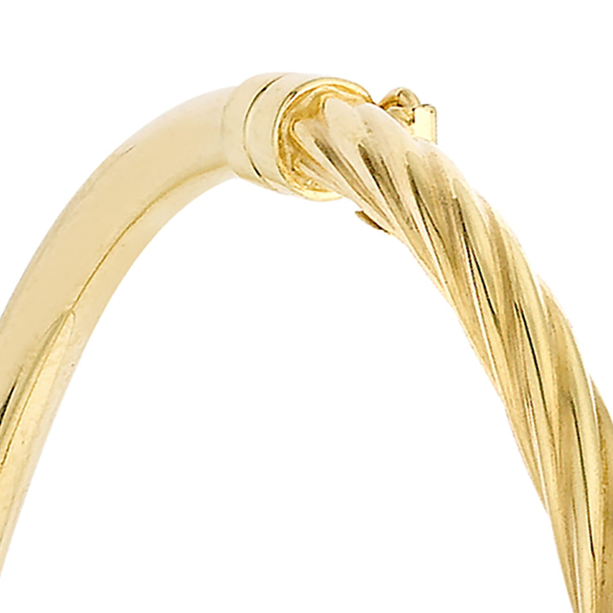9K Yellow Gold Supreme Finish 7mm Half Twist Bangle 8894701 2