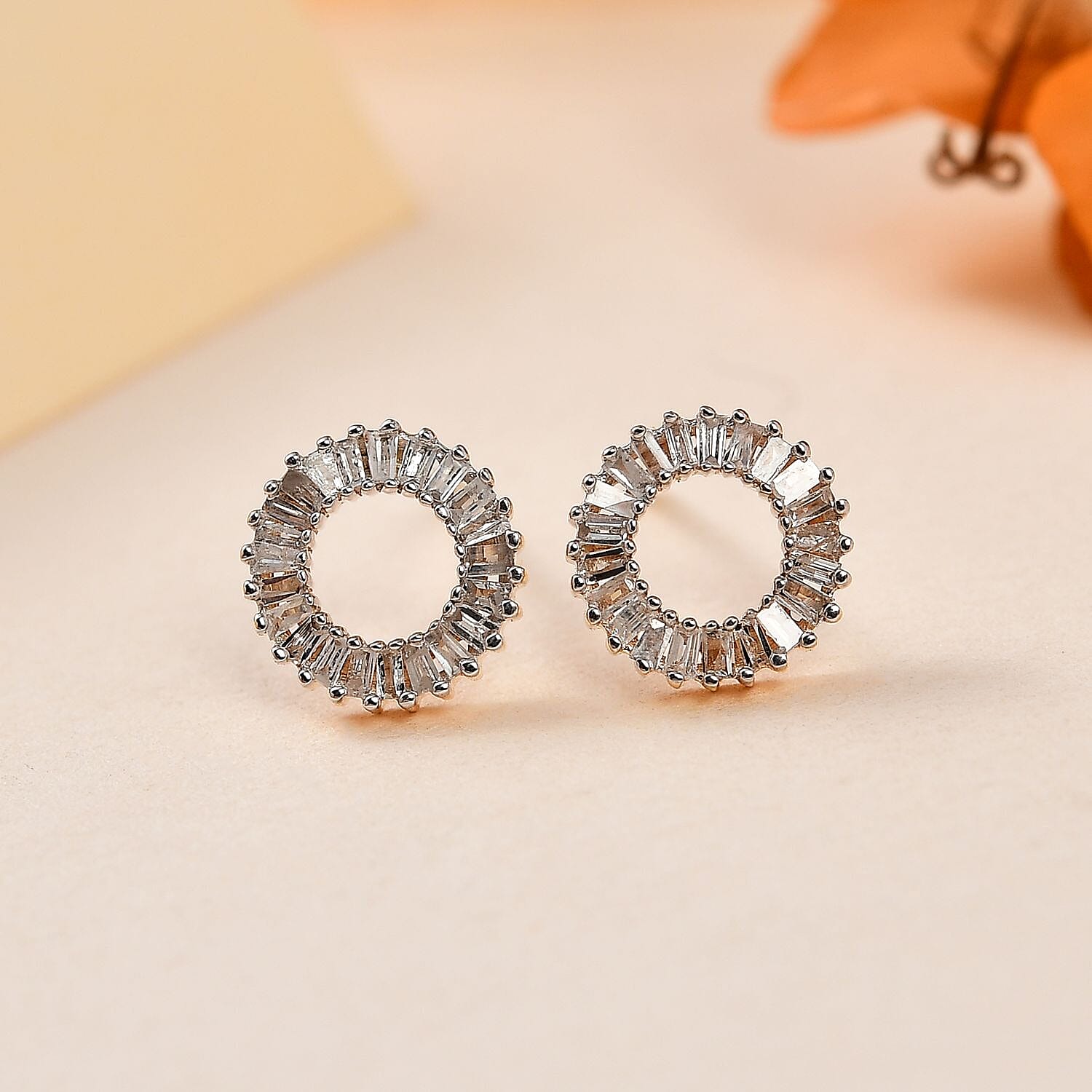 9K Yellow Gold White Diamond Circle Earring With Push Back 7714252 2