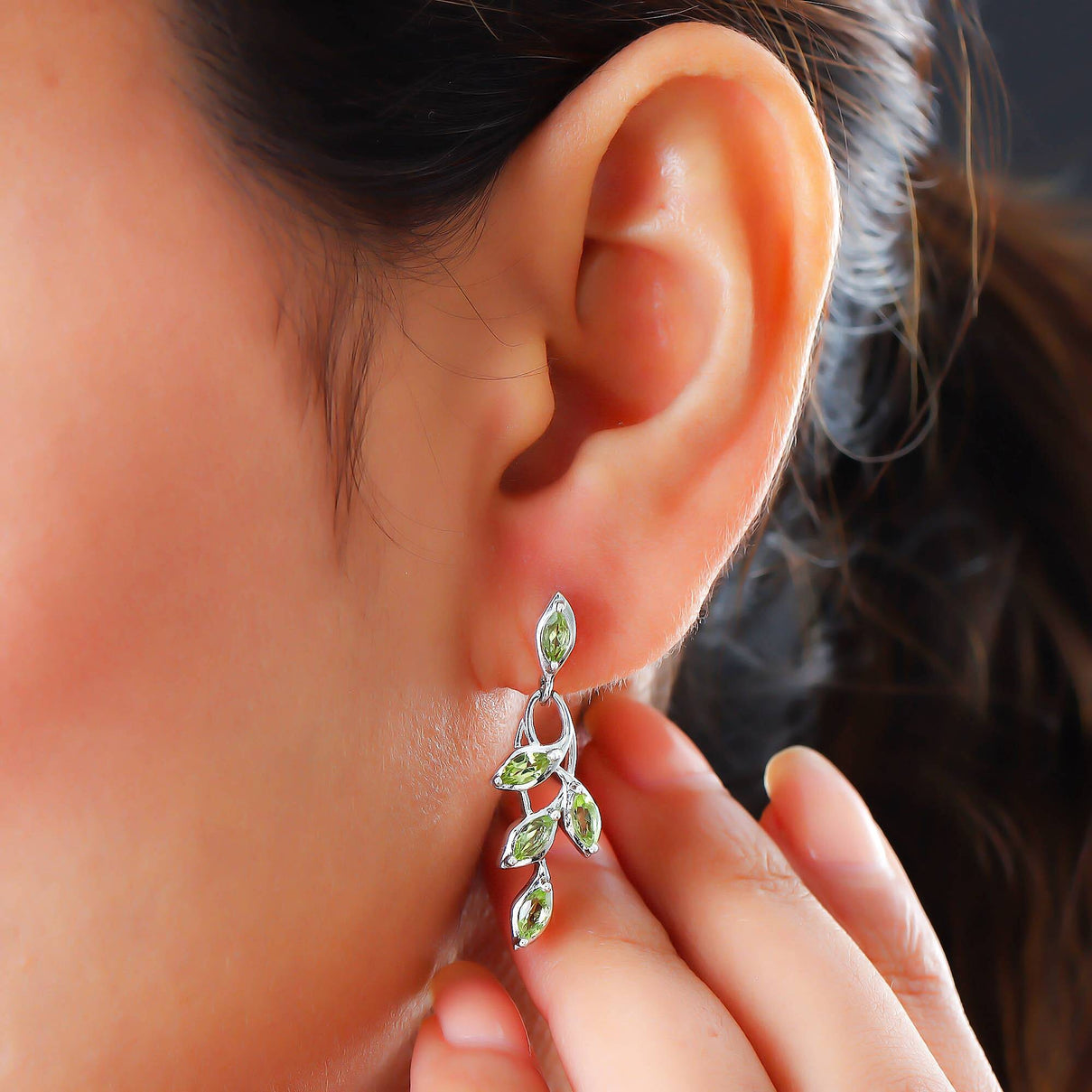 D'Joy - Hebei Peridot Leaf Vine Dangling Earrings with Push Back in Platinum Overlay Sterling Silver 1.63 Ct. 3678853 5