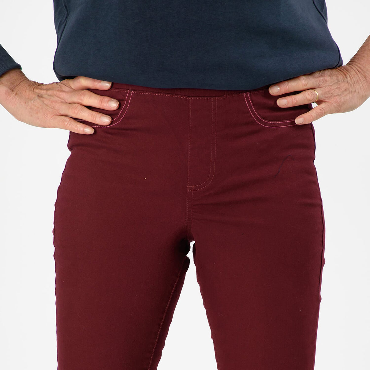 AVON Cotton Jegging - Burgundy (Size 12 - 14) 7981699 0