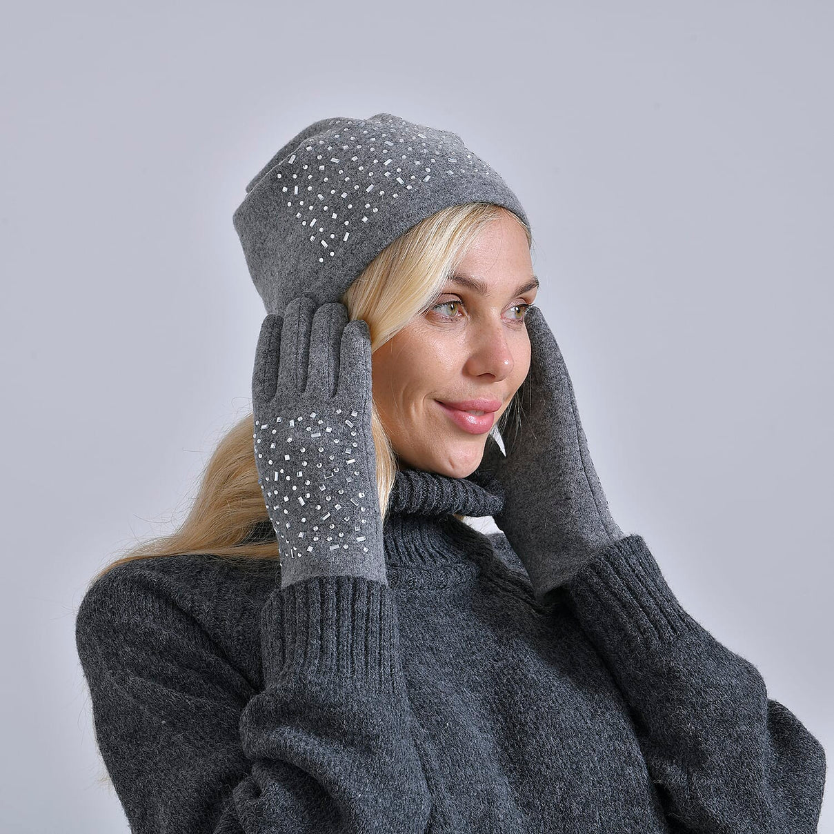Premium Cashmere Wool Crystal Embellished Hat and Gloves - Grey V32516004 2