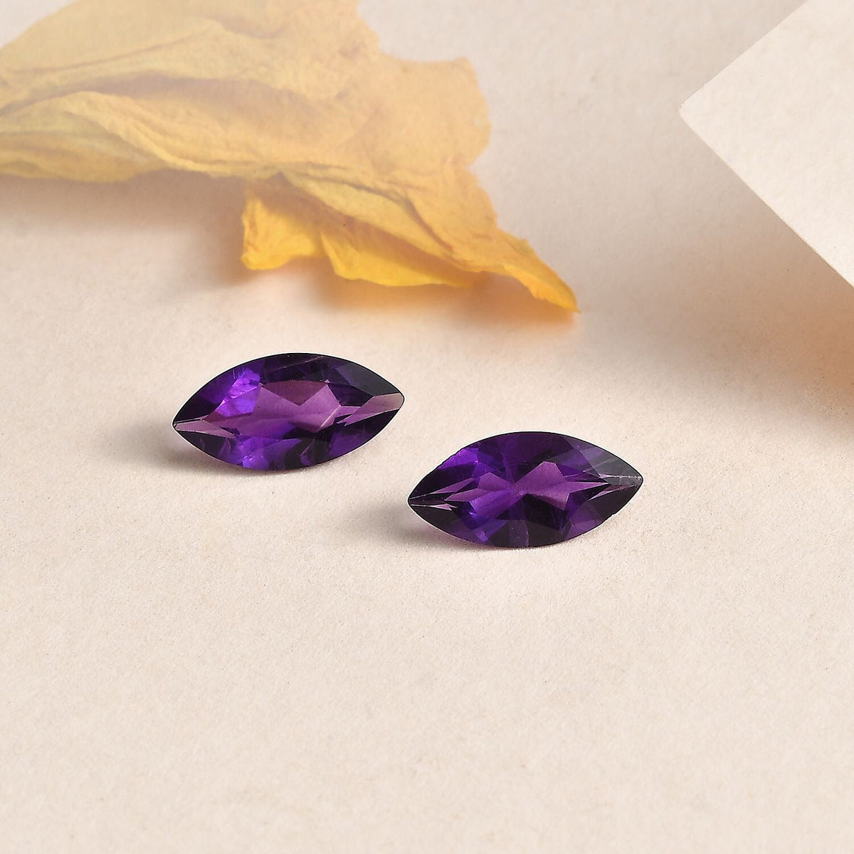 Set of 2 African Amethyst Loose Gemstones in Marquee Shape (10x5mm) 7787420 2