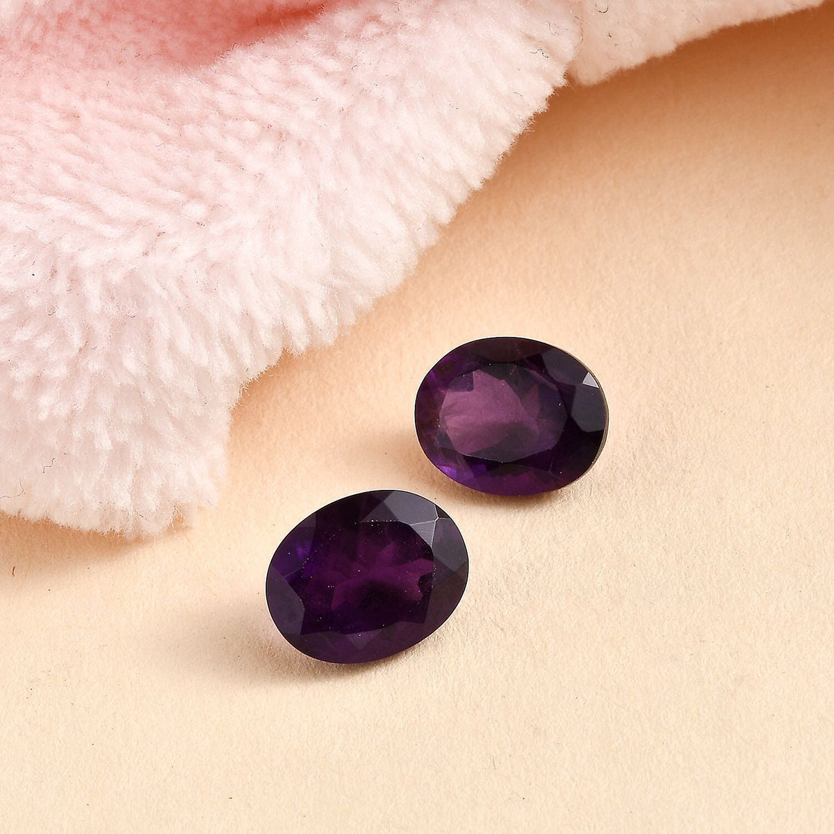 Set of 2 African Amethyst Loose Gemstones in Oval Shape (10x8mm) 7933311 2