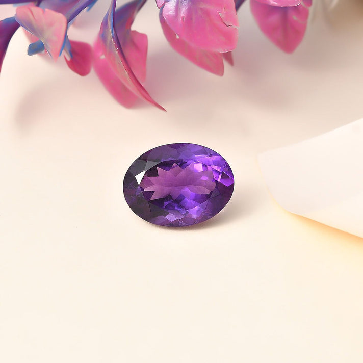 A African amethyst Loose Gemstone in Oval Shape (20x15mm) 15.87 ct. 8025478 2