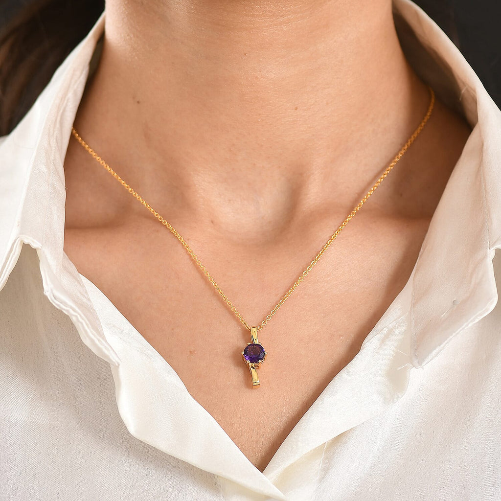 AAA African Amethyst Pendant in Yellow Gold Plated Sterling Silver with Chain (Size 20) 1.17 Ct.