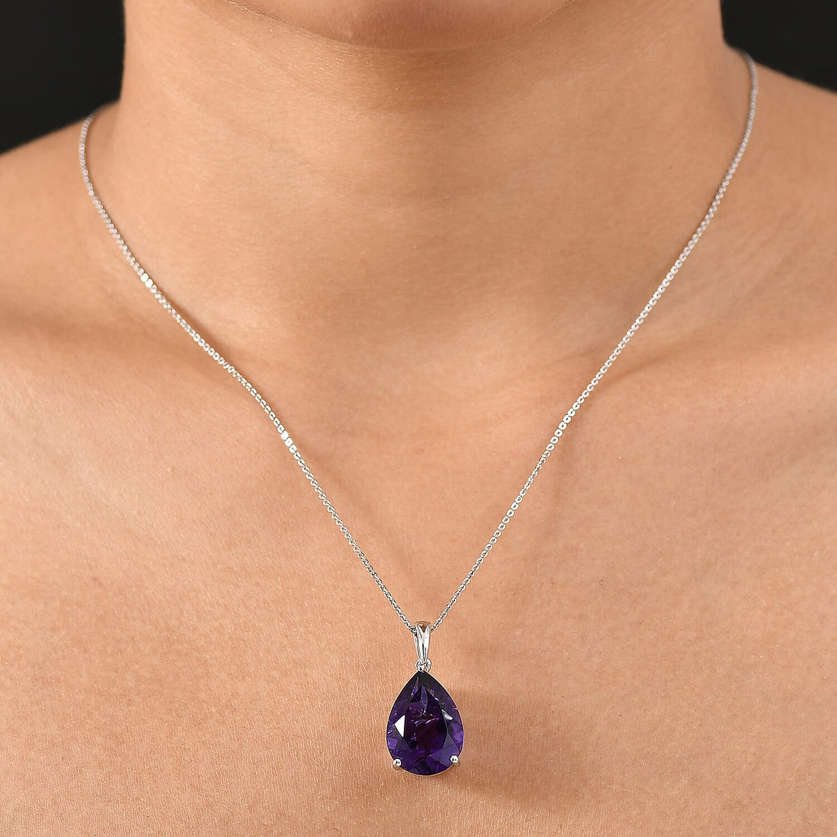 D'joy AAA African Amethyst Pendant with Chain (Size 20) in Rhodium Overlay Sterling Silver 11.33 Ct. 4393871 3