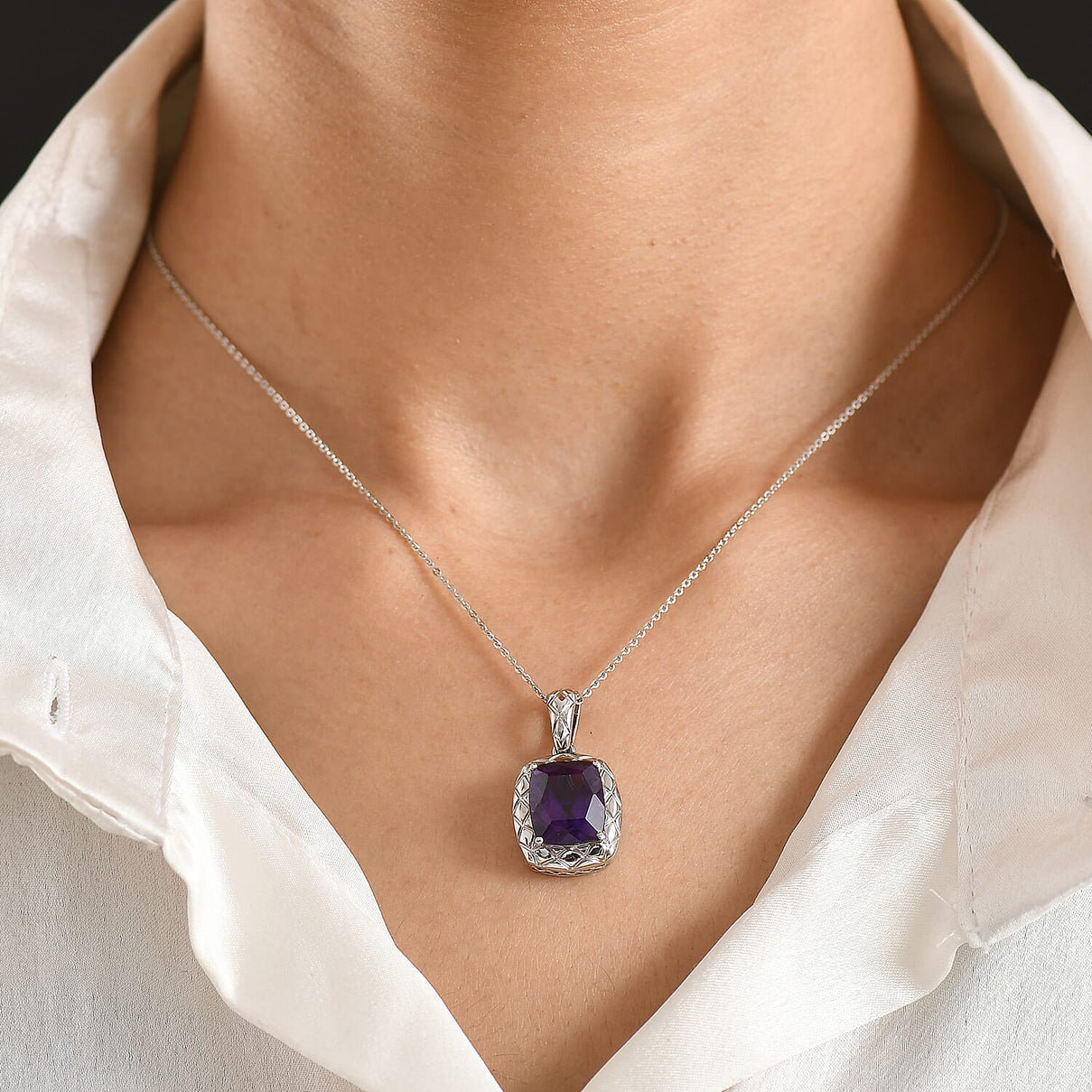 D'Joy AAA African Amethyst Pendant with Chain (Size 20) in Rhodium Overlay Sterling Silver 5.25 Ct. 4454716 2