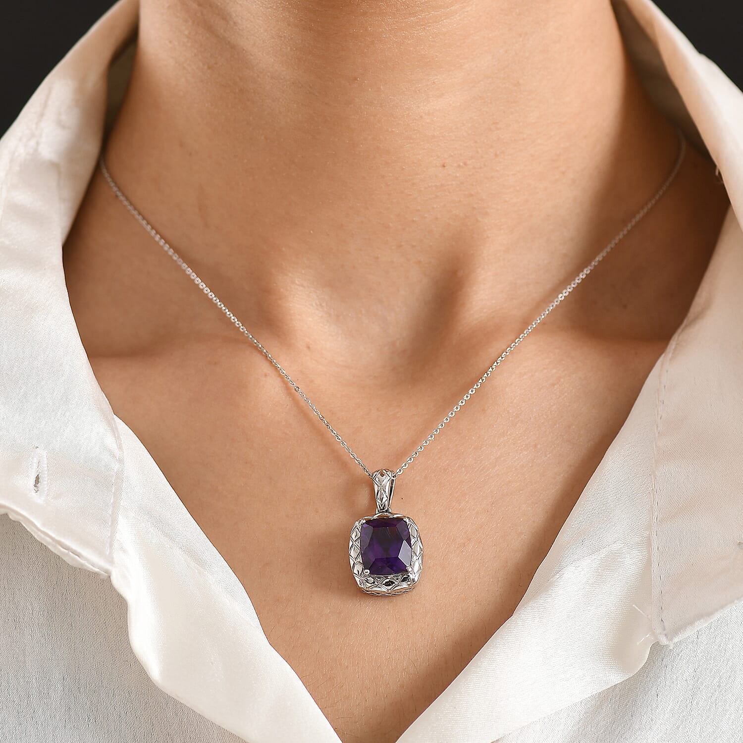 D'Joy AAA African Amethyst Pendant with Chain (Size 20) in Rhodium Overlay Sterling Silver 5.25 Ct. 4454716 2
