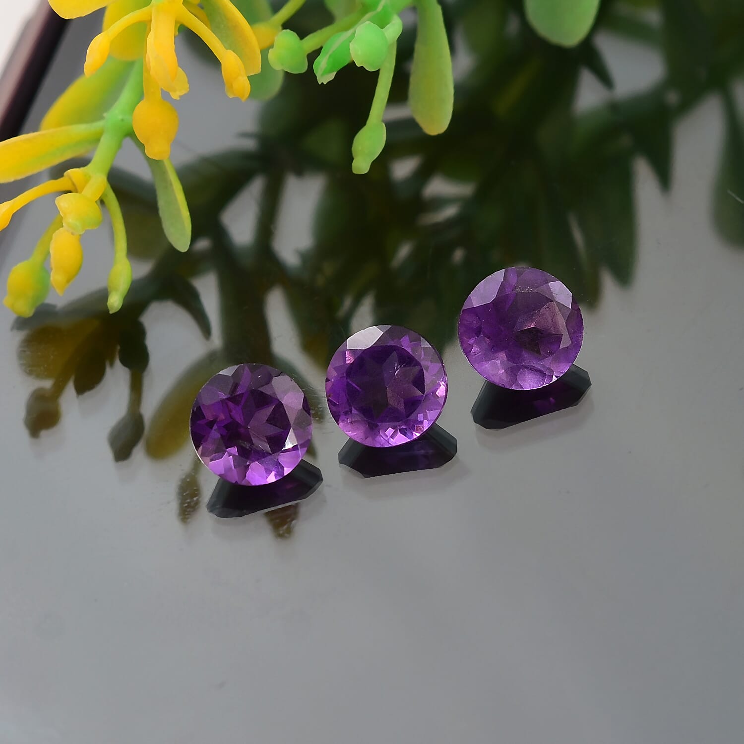 3.27 Ct. Set of 3 African Amethyst Loose Gemstones in Round Shape 8063624 2