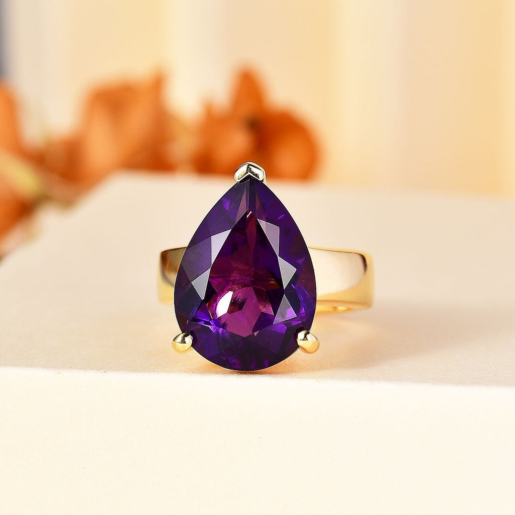 African Amethyst Solitaire Ring in Vermeil YG Sterling Silver, Silver Wt. 6 Gms 10.895  Ct.