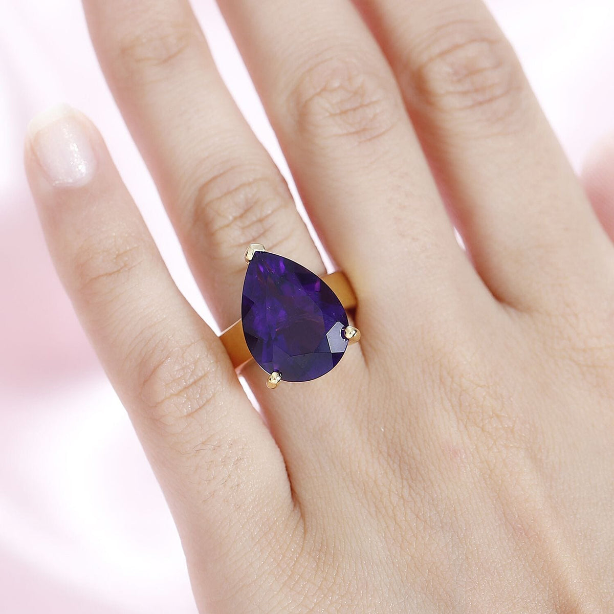 African Amethyst Solitaire Ring in 18K Vermeil Yellow Gold Plated Sterling Silver, Silver Wt. 6 Gms 10.895 Ct. 7749029 3