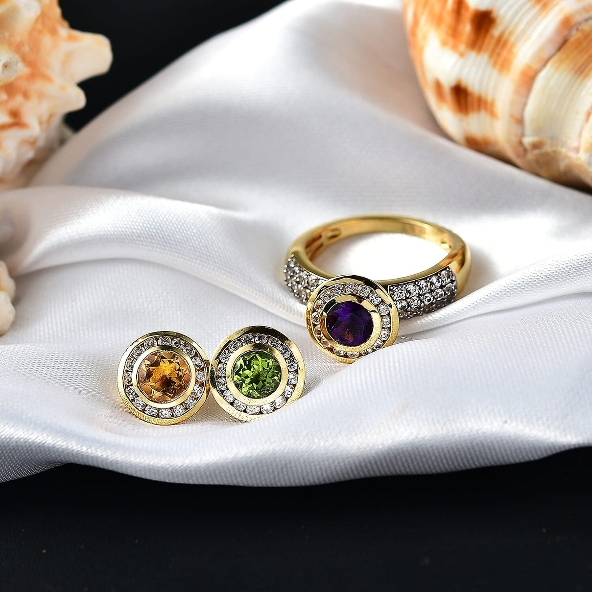 African Amethyst &amp; White Zircon Ring in Yellow Gold Tone 4.10 Ct. 8036884 1