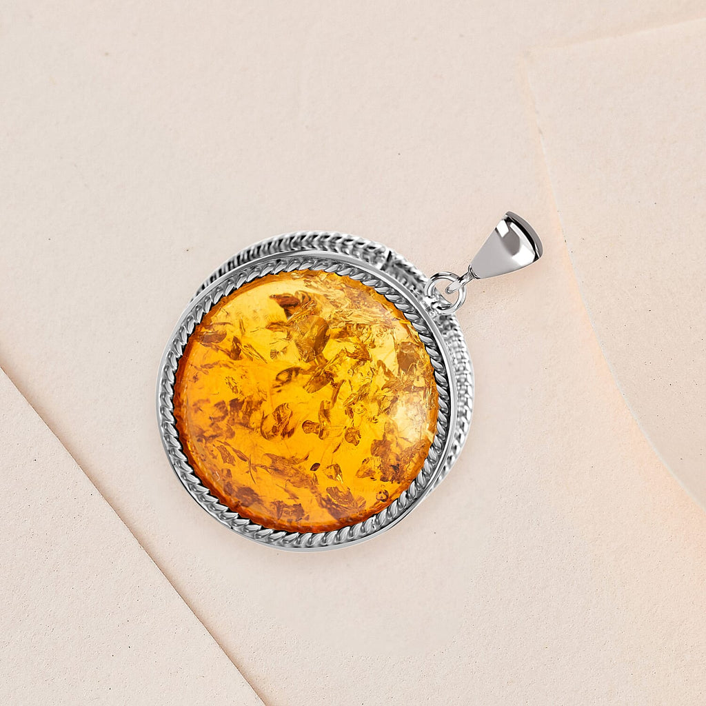 Tucson Special- Amber Pendant in Sterling Silver, Silver Wt. 14.00 Gms