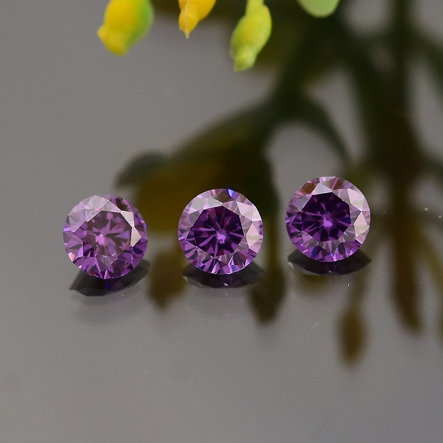 1.21 Ct. Set of 3 Amethyst Cubic Zirconia Loose Gemstones in Round Shape 8063731 1