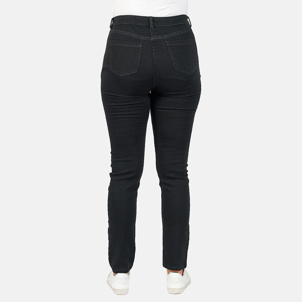 TAMSY - Angelina Relaxed Skinny Stretch Jean (Size 8) - Black
