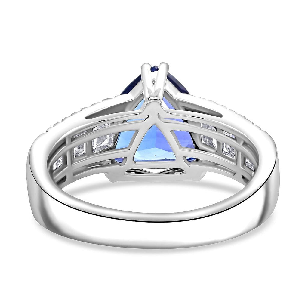 950 Platinum  AAAA  Tanzanite   White Diamond  VS Ring 5.30 pc,  Platinum Wt. 8.05 Gms  5.300  Ct.
