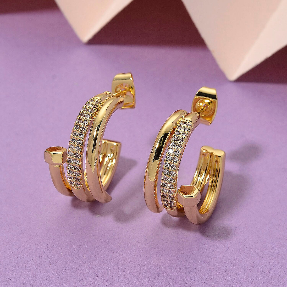 Boutique Closeout - Austrian White Crystal Earrings in Yellow Gold Plated 8215301 1