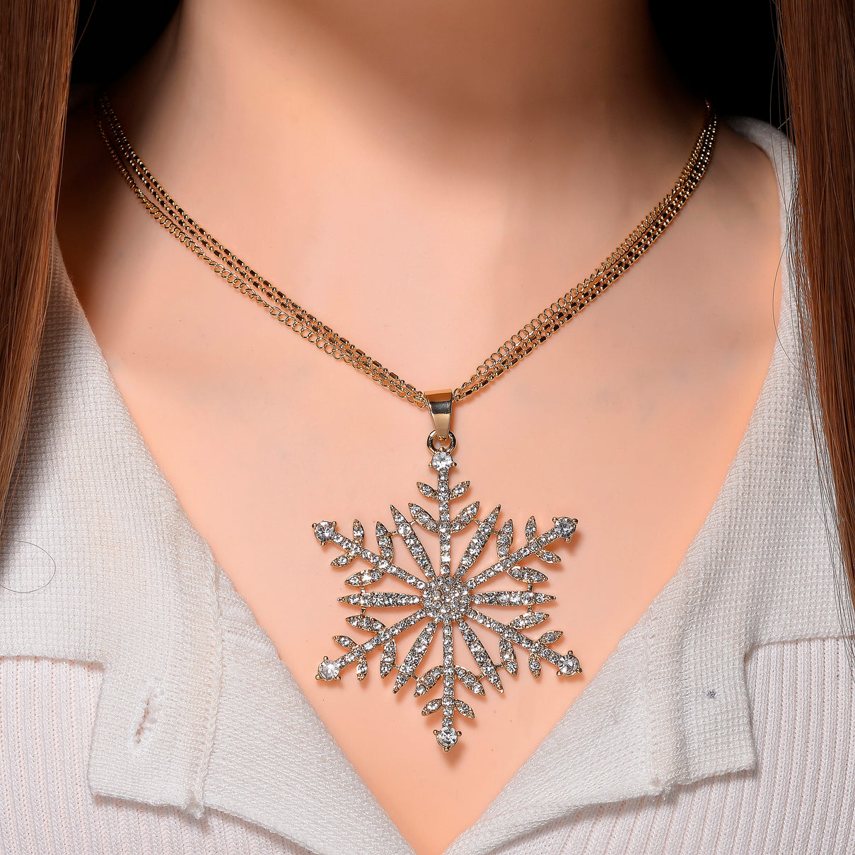 Austrian White Crystal Pendant with Chain (Size 28) 4418200 2