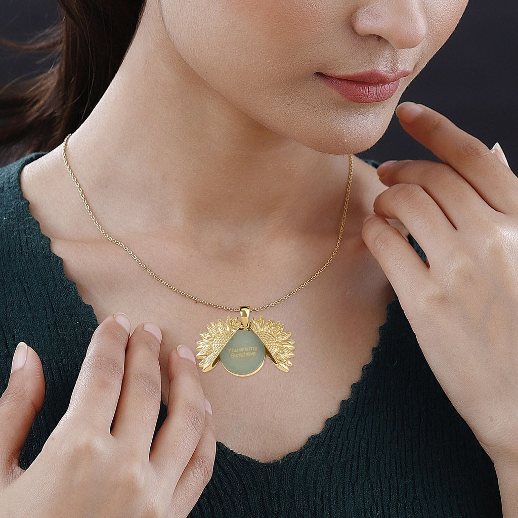 Aventurine Openable Wings Necklace (Size - 24) in Yellow Gold Tone 25.00 Ct