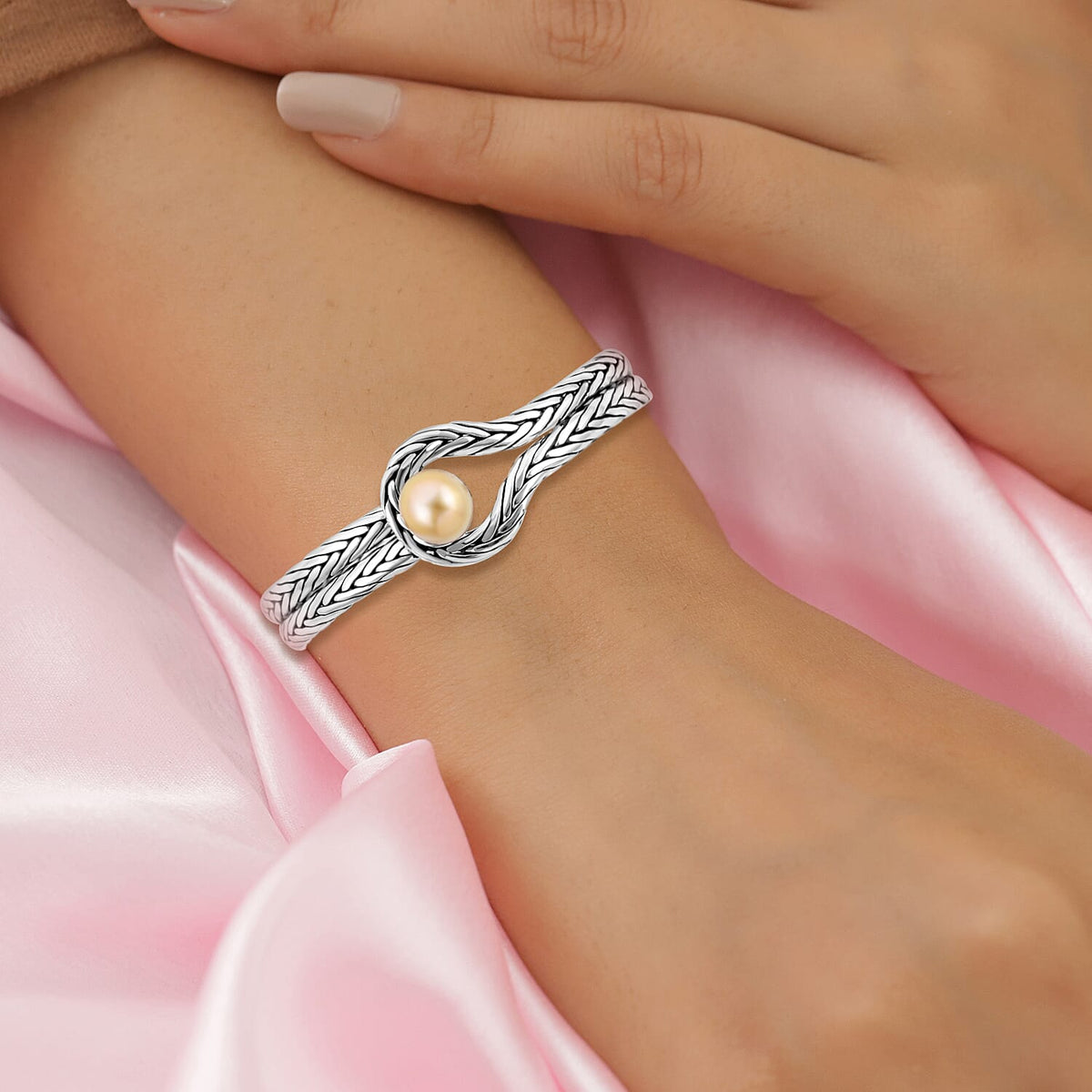 Bali Legacy Collection - Golden South Sea Pearl Bangle in Sterling Silver, Silver Wt. 22.50 Gms 6512400 2