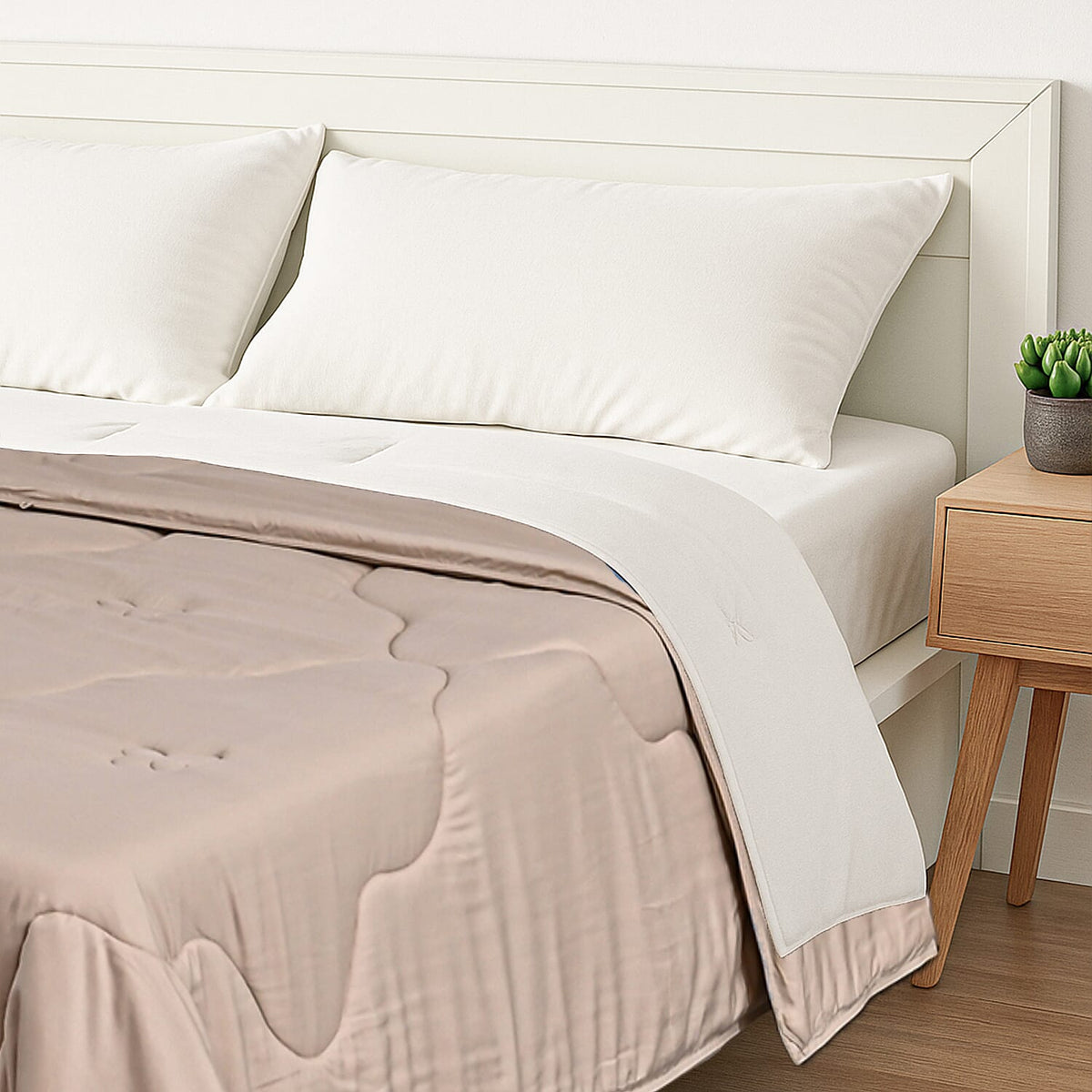 All Season 100% Mulberry Silk Filled Quilt With 100% Bamboo Cover (Size King, 225 x 220 cm) - Champagne 8237350 1
