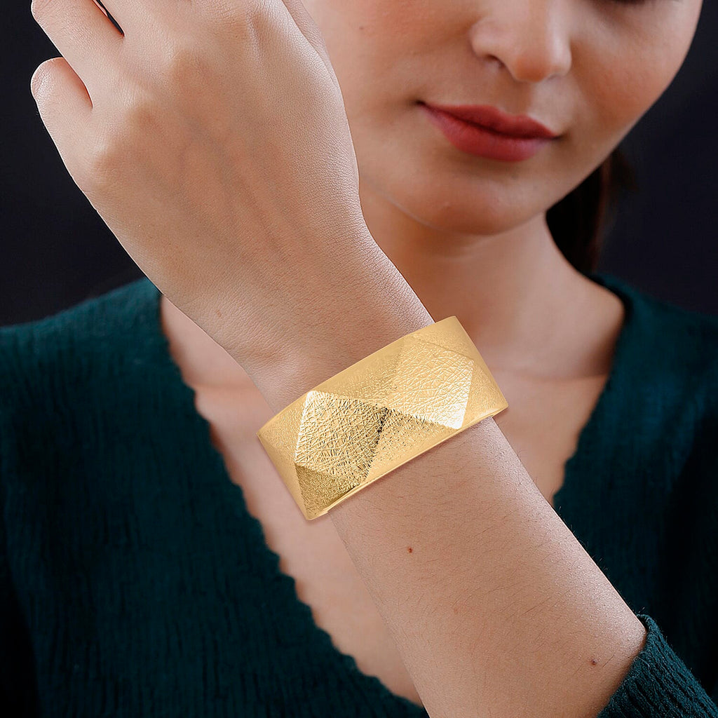 Textured Triangular-shaped Bangle (Size 6.5) in Yellow Gold Tone