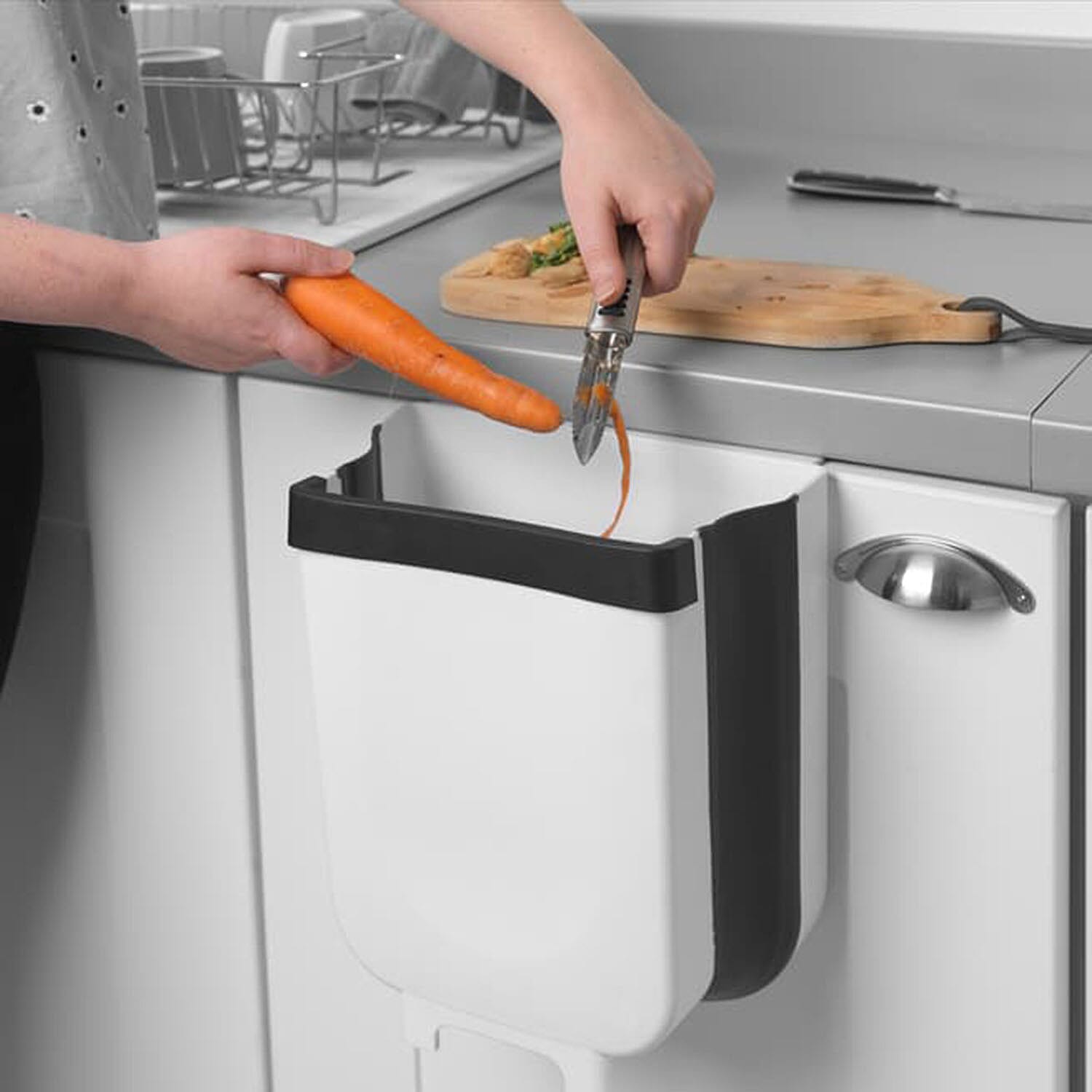 Portable Wall Mounted Kitchen Garbage Can (9L) - White 7967099 2