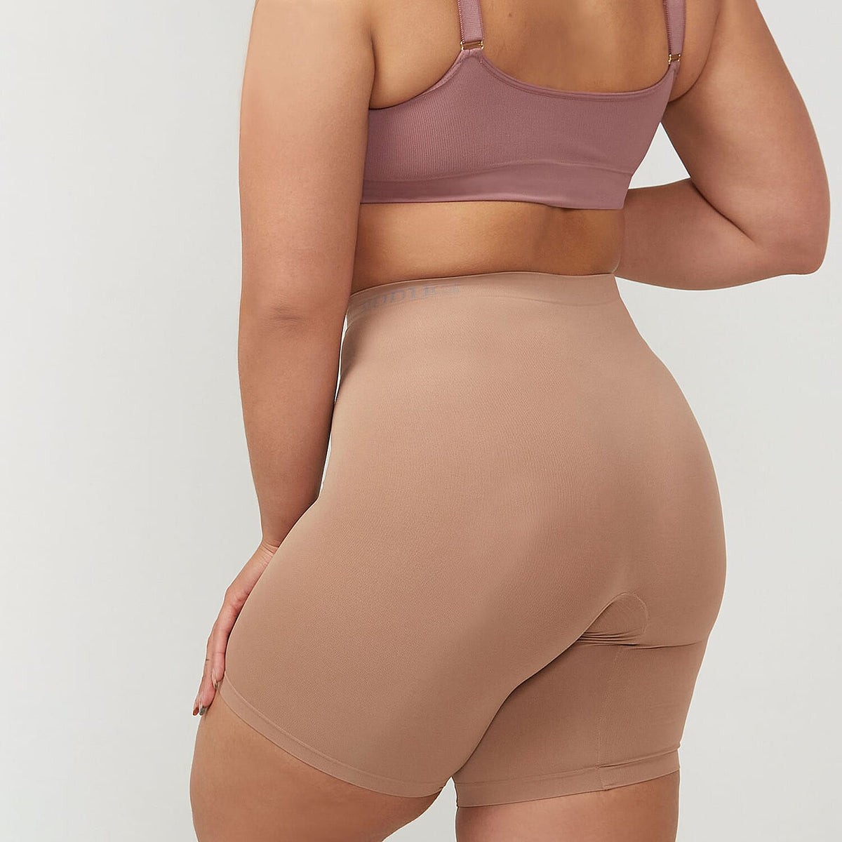 Bella Bodies Cool Fit Quick-Dry Everyday Anti-Chafing Shorts (Size XXXL) - Black &amp; Taupe V32580188 4