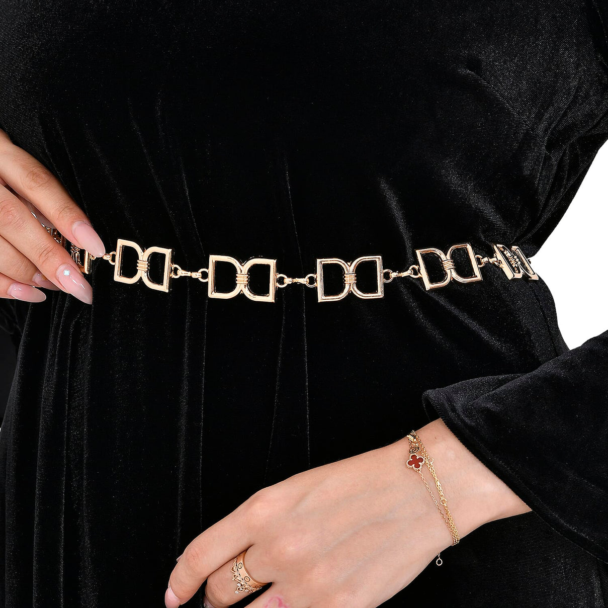 Women Stylish Chain-Link Belt (110cm) - Golden 7733598 2