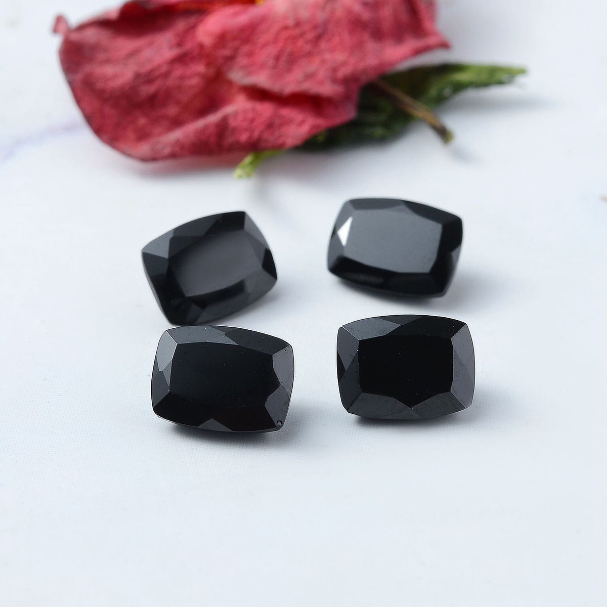 Set of 4 Black Spinel Loose Gemstones in Cushion Shape (8x6mm) 7778363 1