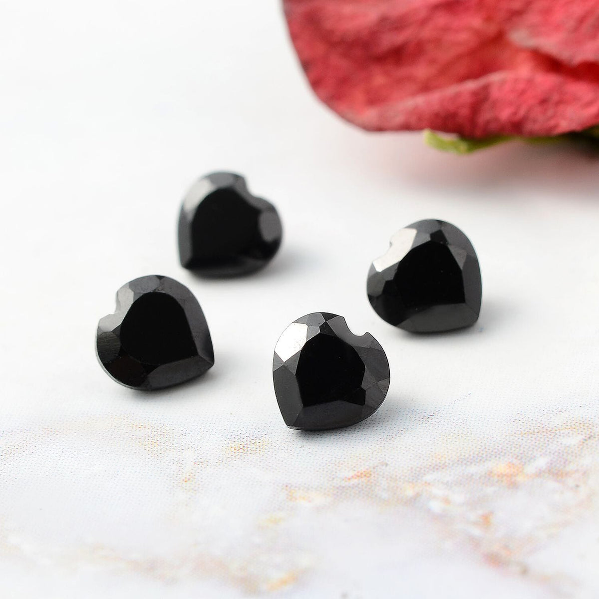 Set of 4 Black Loose Gemstones in Heart Shape (5mm) 7778369 1