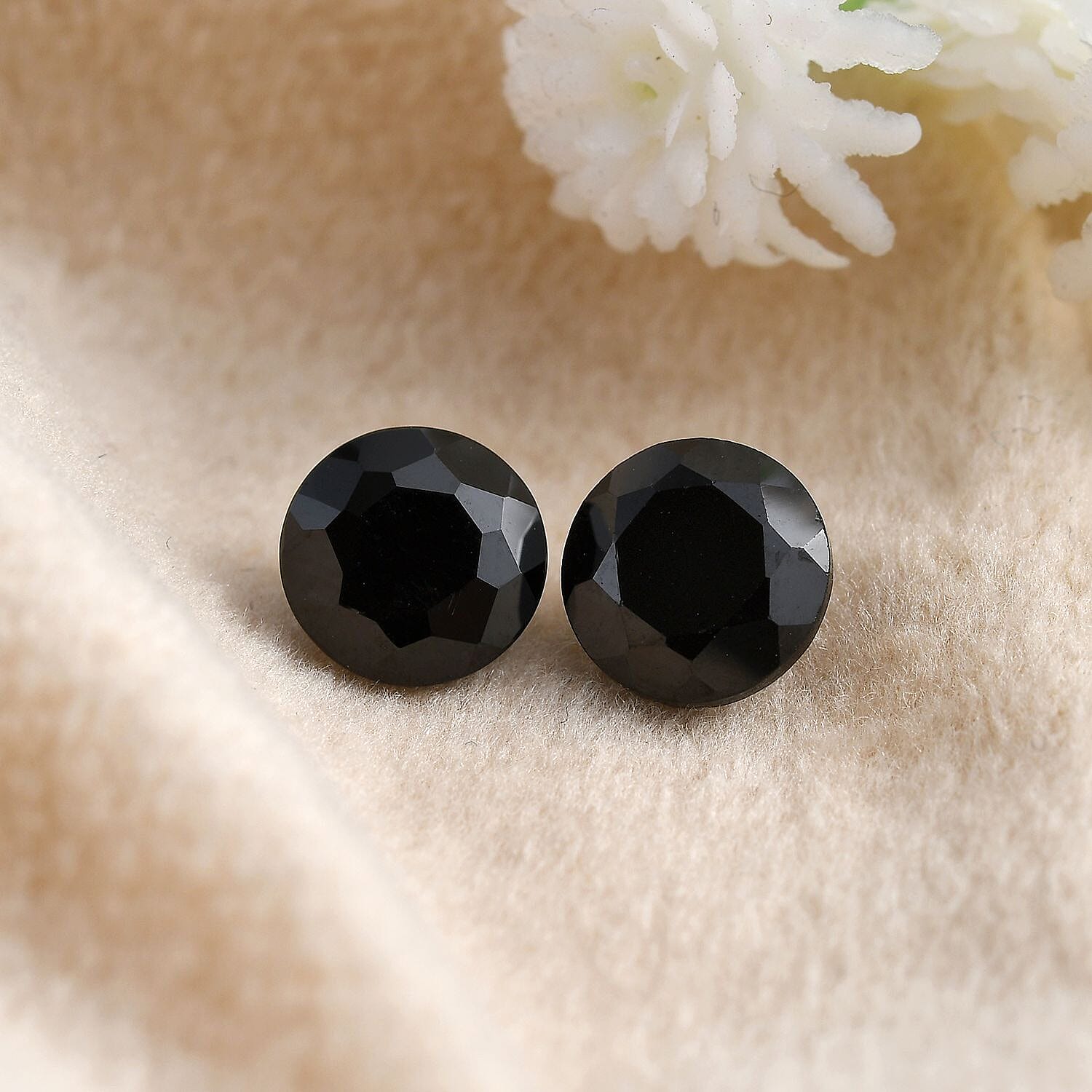 Set of 2 Black Spinel Loose Gemstones in Round Shape (7mm) 7778383 1