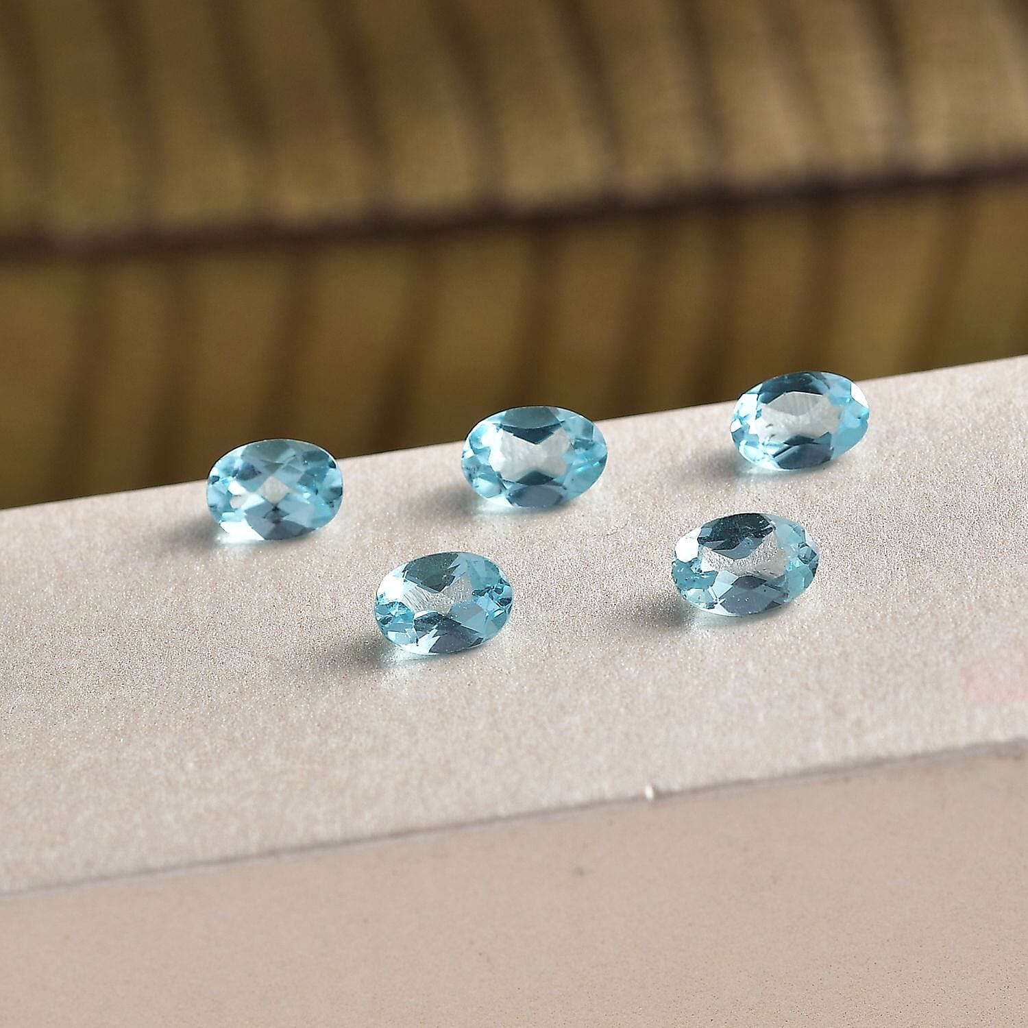 Set of 5 Blue Apatite Loose Gemstones in Oval Shape (6x4mm) 7936041 2