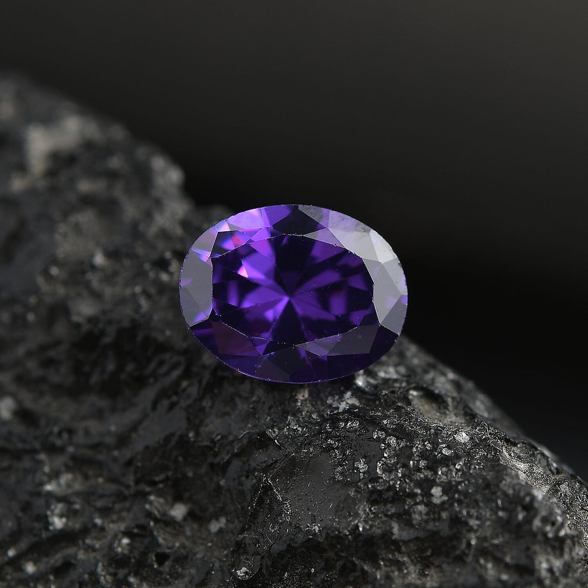 2.96 Ct. Blue Cubic Zirconia Loose Gemstone in Oval Shape 8063768 1