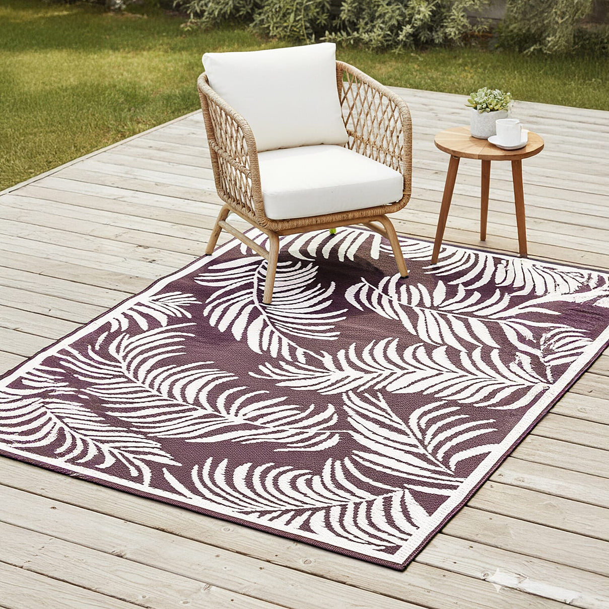Botanical Style Rug with White Tropical Leaf Pattern Indoor-Outdoor Rug (Size 180x120cm) - Navy 8046875 1