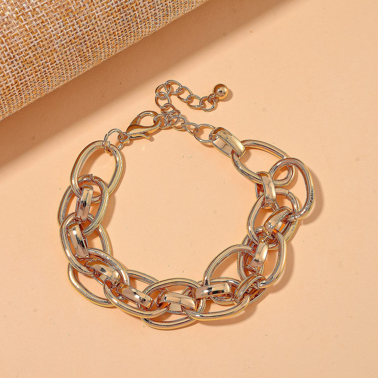 Bracelet With Lobster Clasp (Size - 7.5) in Yellow Tone 7876324 1