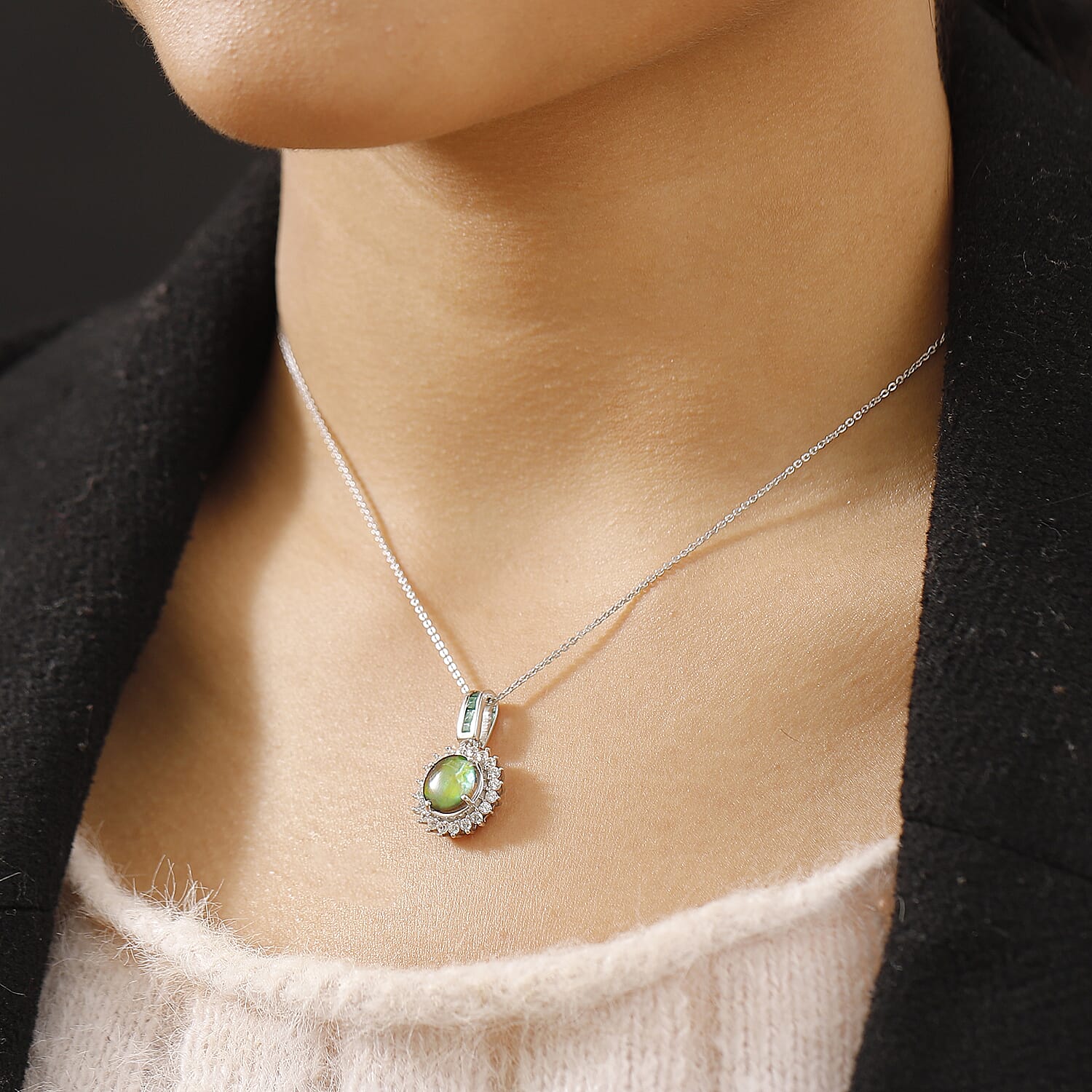 Extreme Rare Find - Canadian Ammolite with Emerald &amp; White Zircon Solitaire Pendant with Chain (Size - 20) in Rhodium Overlay Sterling Silver 2.61 Ct 4336419 2