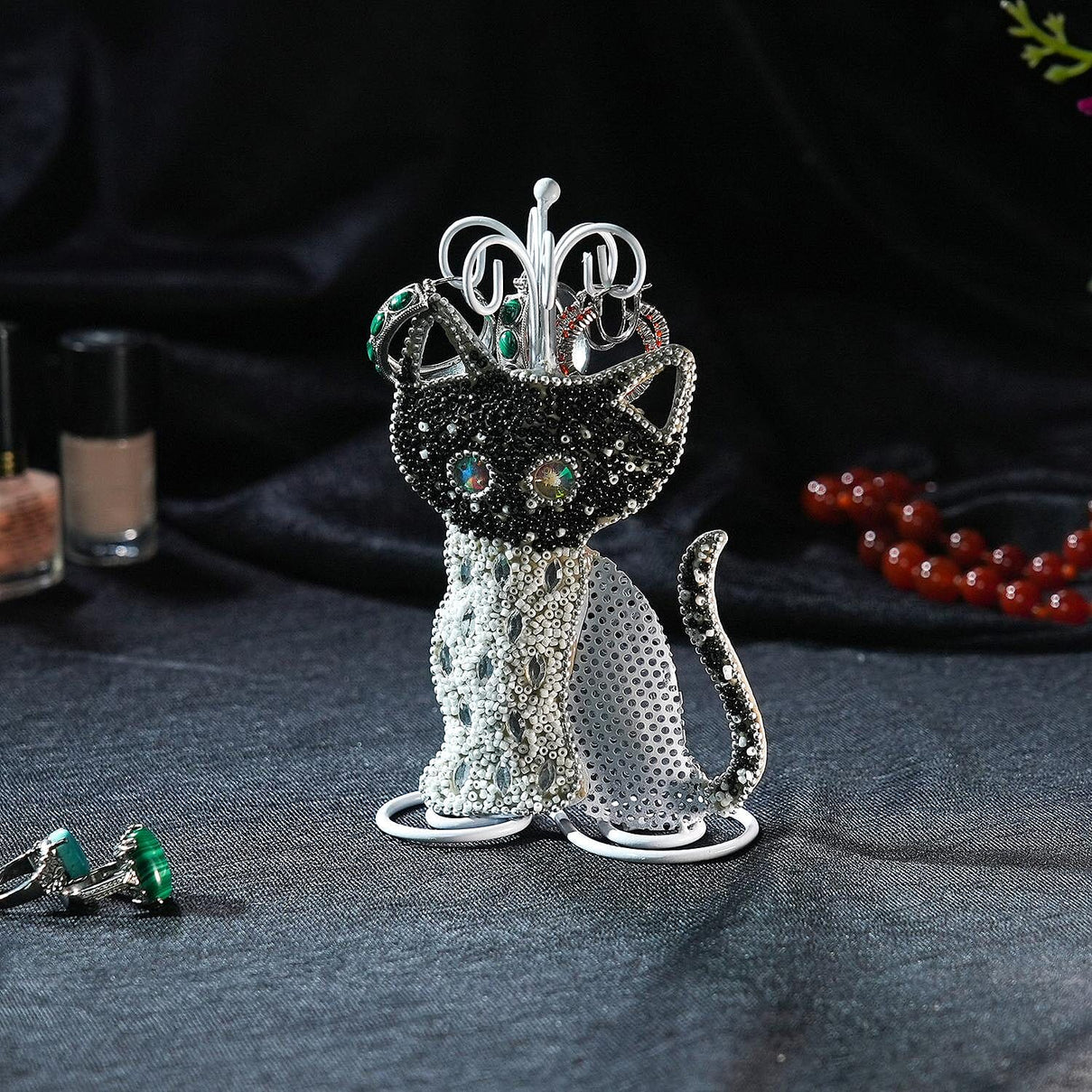 Cat Figure Iron Based Beaded Jewellery - Keyring Holder (Size 17x9x5 Cm) - Black and White 7369128 2