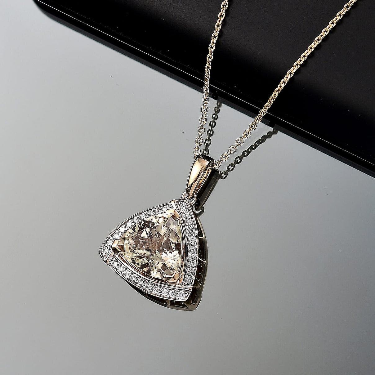 Certified &amp; Appraised LUXORO AAA Turkizite, Diamond Halo Pendant Necklace in 14K Yellow Gold 20 Inches, 4.21 Ct. 4380497 2