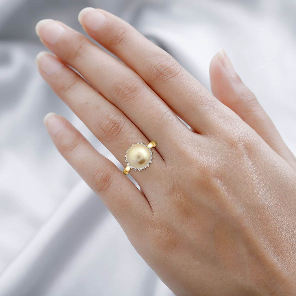 Certified & Appraised 18K Yellow Gold AAA South Sea Golden Pearl and ( SI-GH) Diamond Ring