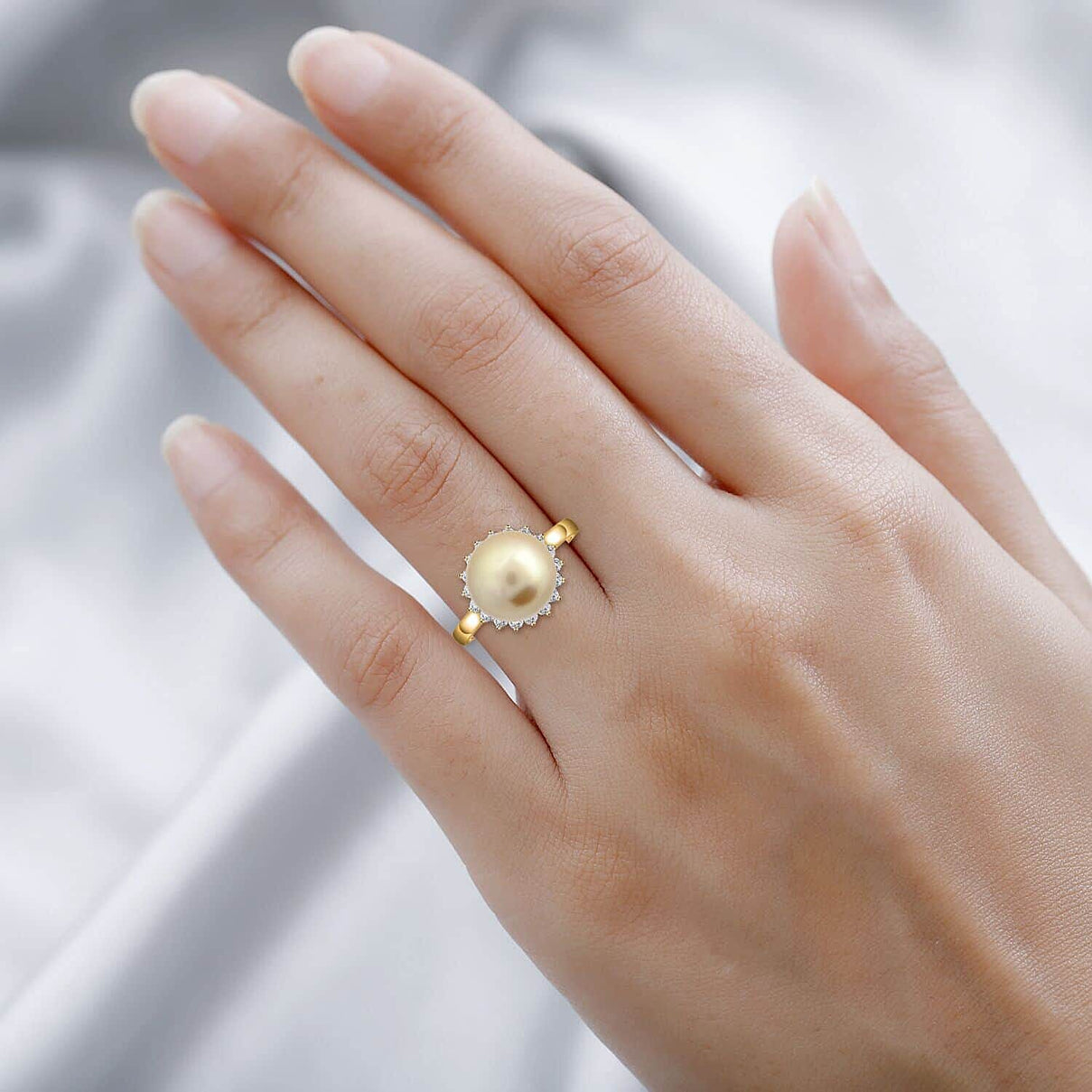 Appraised and Certified 7.5 Ct. Golden South Sea Pearl, Diamond Floral Ring in 18K Yellow Gold V32512723 2