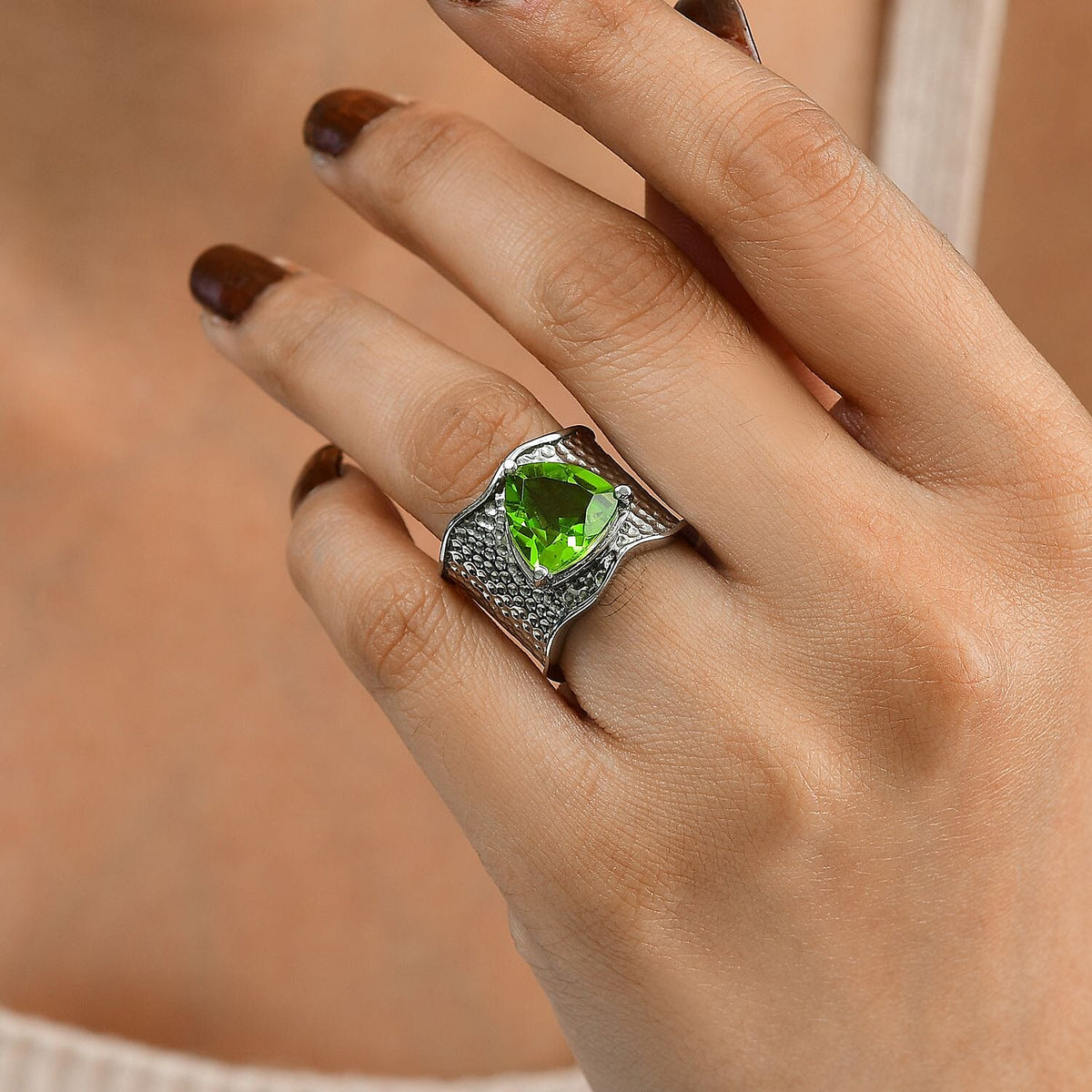 Chartreuse Quartz Solitaire Ring in Silver Tone 4.48 Ct. 7957829 2