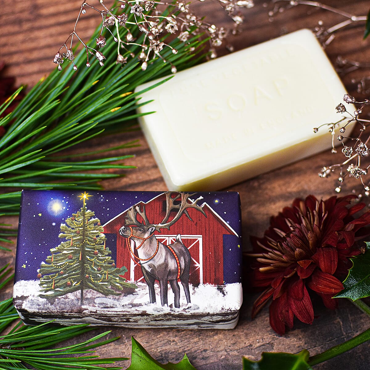 The English Soap Company - Christmas Reindeer (Fir Tree) Festive Soap Bar - 190g 8287977 2