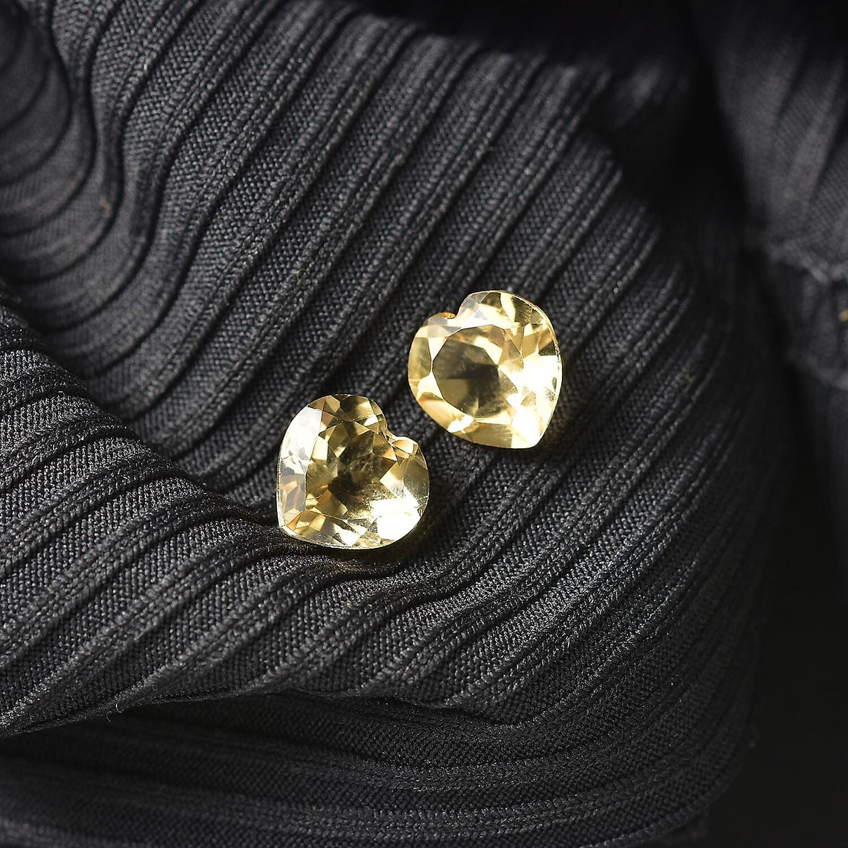 Set of 2 AA Citrine Loose Gemstones in Heart Shape (8mm) 3.02 ct. 8025474 1