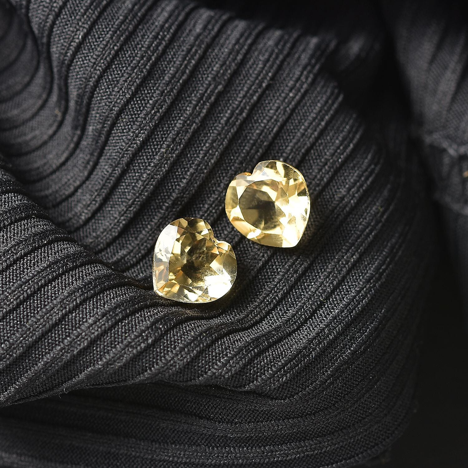 Set of 2 AA Citrine Loose Gemstones in Heart Shape (8mm) 3.02 ct. 8025474 1