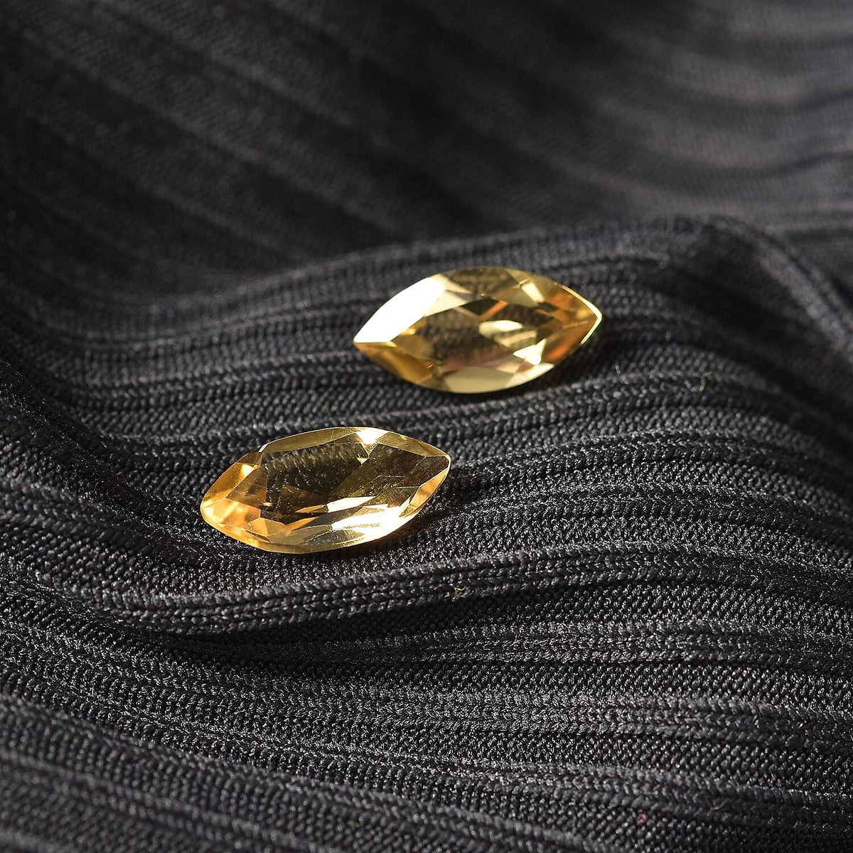 Set of 2 A Citrine Loose Gemstones in Marquee Shape (10x5mm) 1.67 ct. 8025475 1