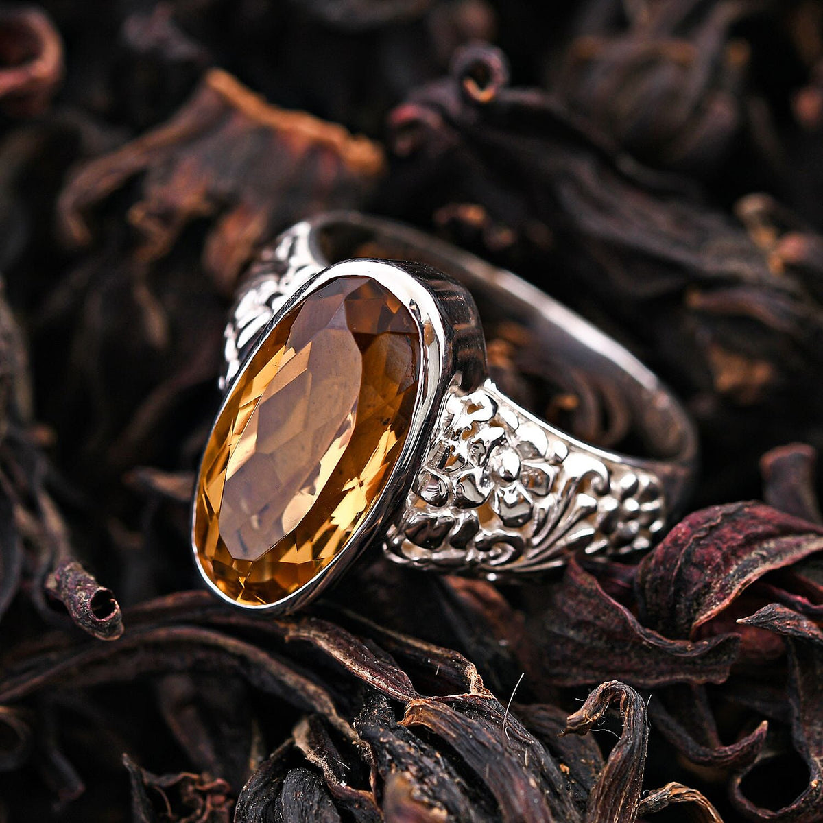Citrine  Ring  Sterling Silver 7.20 ct,  Silver Wt. 8 Gms  7.200  Ct. 7656449 1