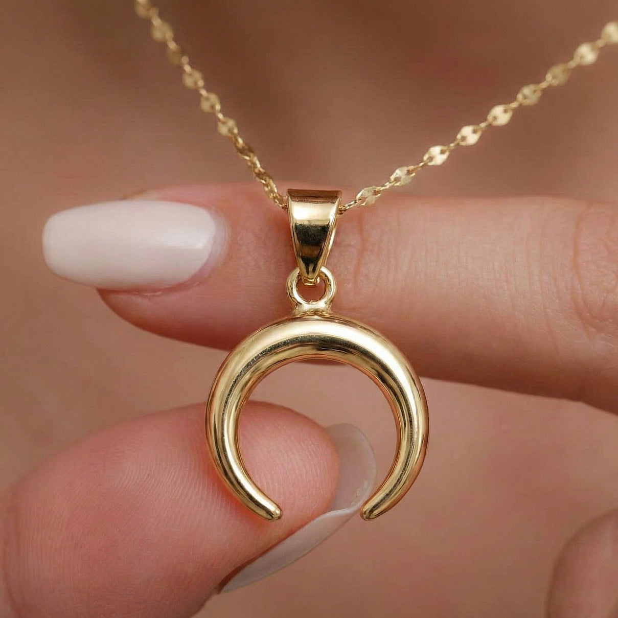 Close Out Deal - 9K Yellow Gold Crescent Moon Pendant 8280960 2