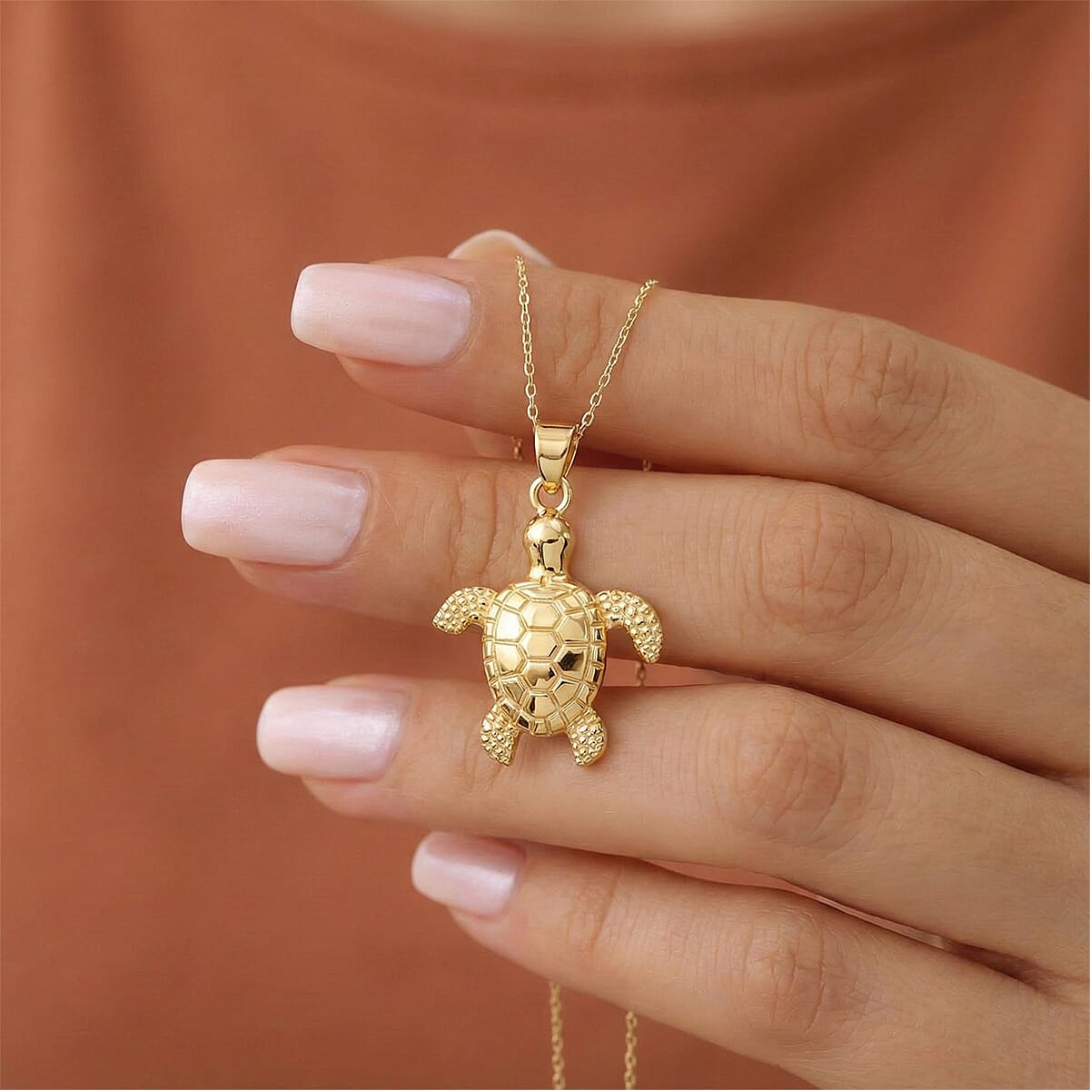 Close Out Deal - 9K Yellow Gold Turtle Pendant 8280946 2