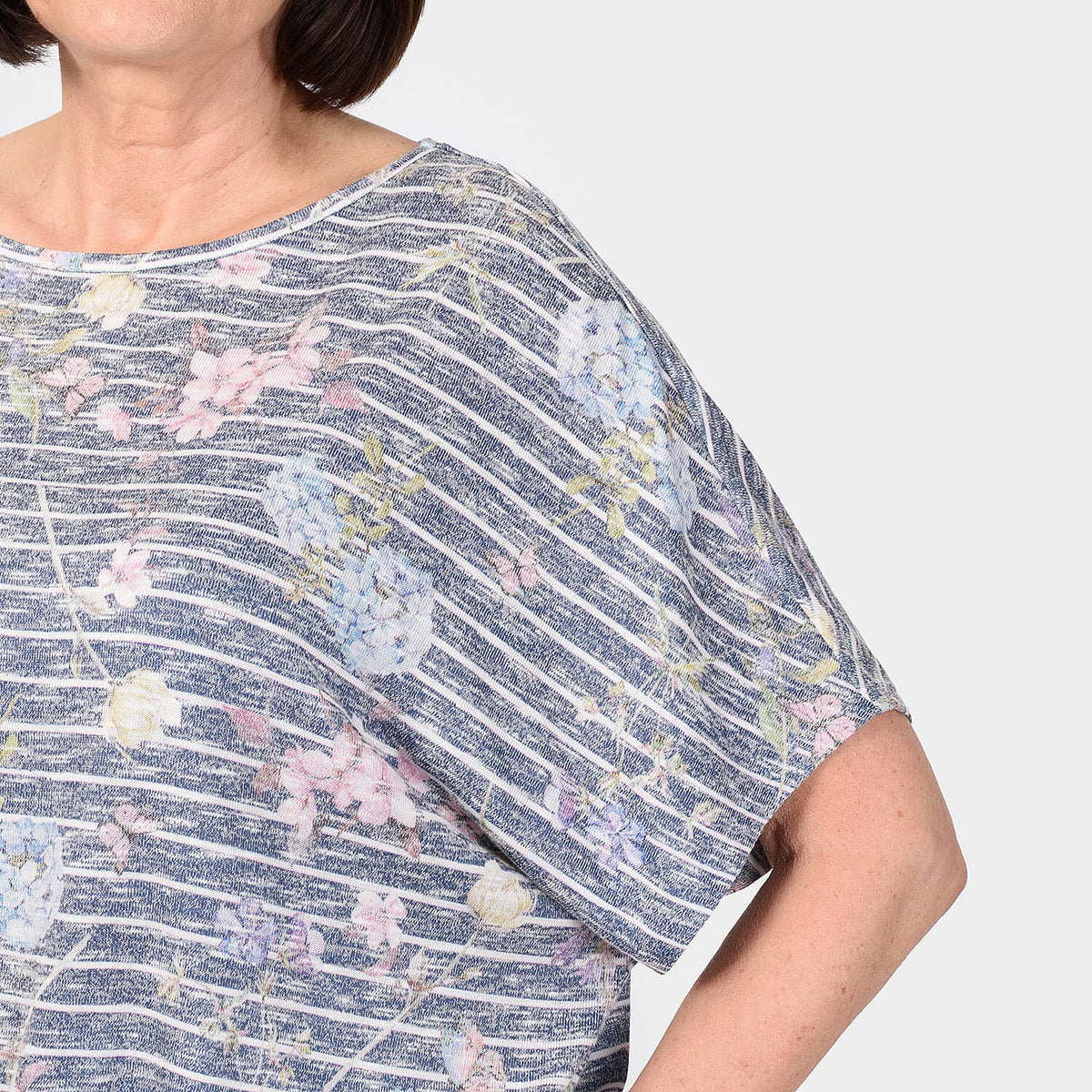 Closeout Deal Batwing Printed Top (Size 8) - Denim V32608653 3